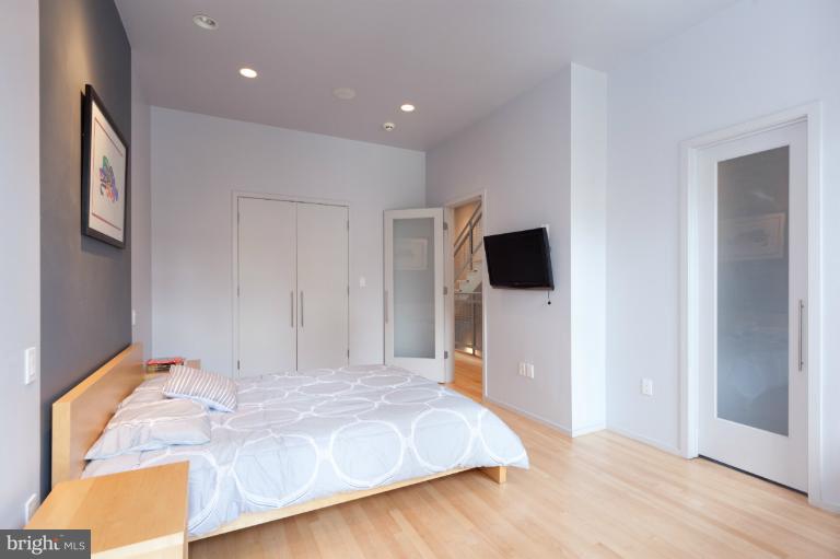 2017 Q Street Northwest Washington, DC 20009 - Photo 14 of 30 Bedroom