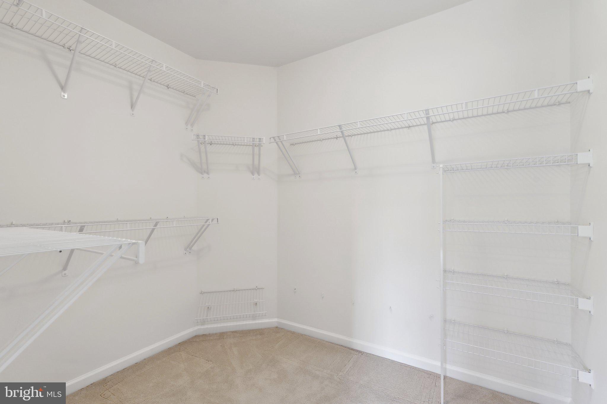42322 Rising Moon Place Brambleton, VA 20148 - Photo 28 of 77 Gallery Image 28