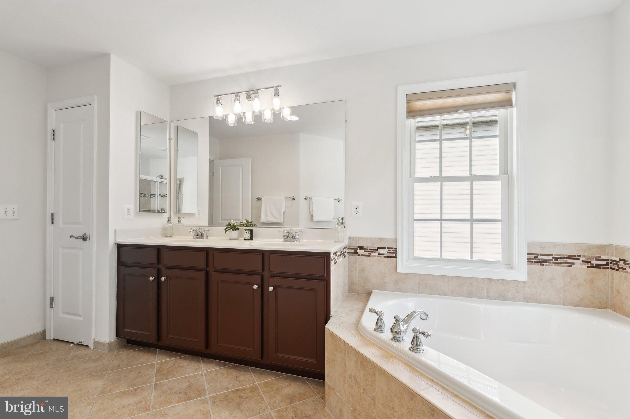 42322 Rising Moon Place Brambleton, VA 20148 - Photo 29 of 77 Gallery Image 29