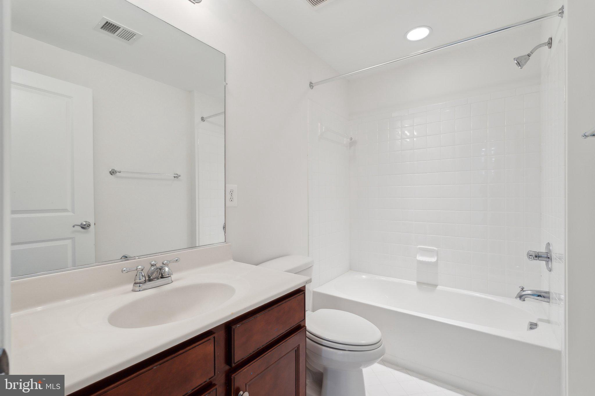 42322 Rising Moon Place Brambleton, VA 20148 - Photo 41 of 77 Gallery Image 41