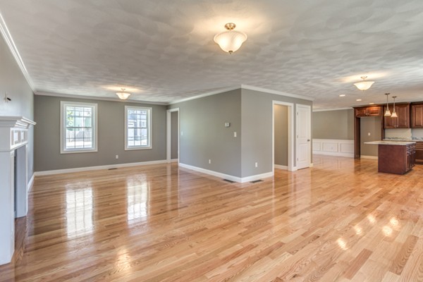 48 Bridle Road Billerica, MA 01821 - Photo 16 of 30 Gallery Image 16