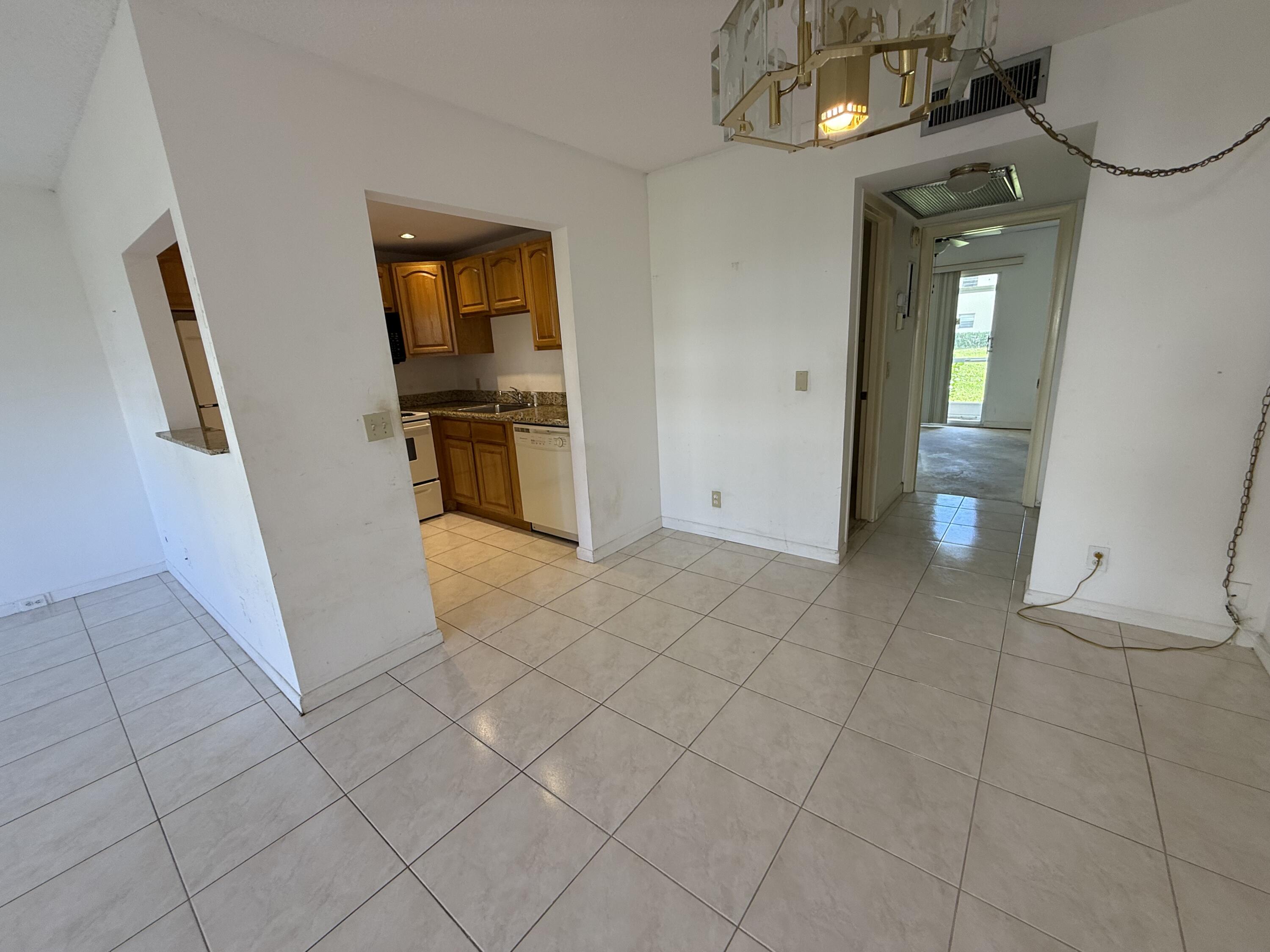 13 Dorset A Boca Raton, FL 33434 - Photo 17 of 69 IMG_0479