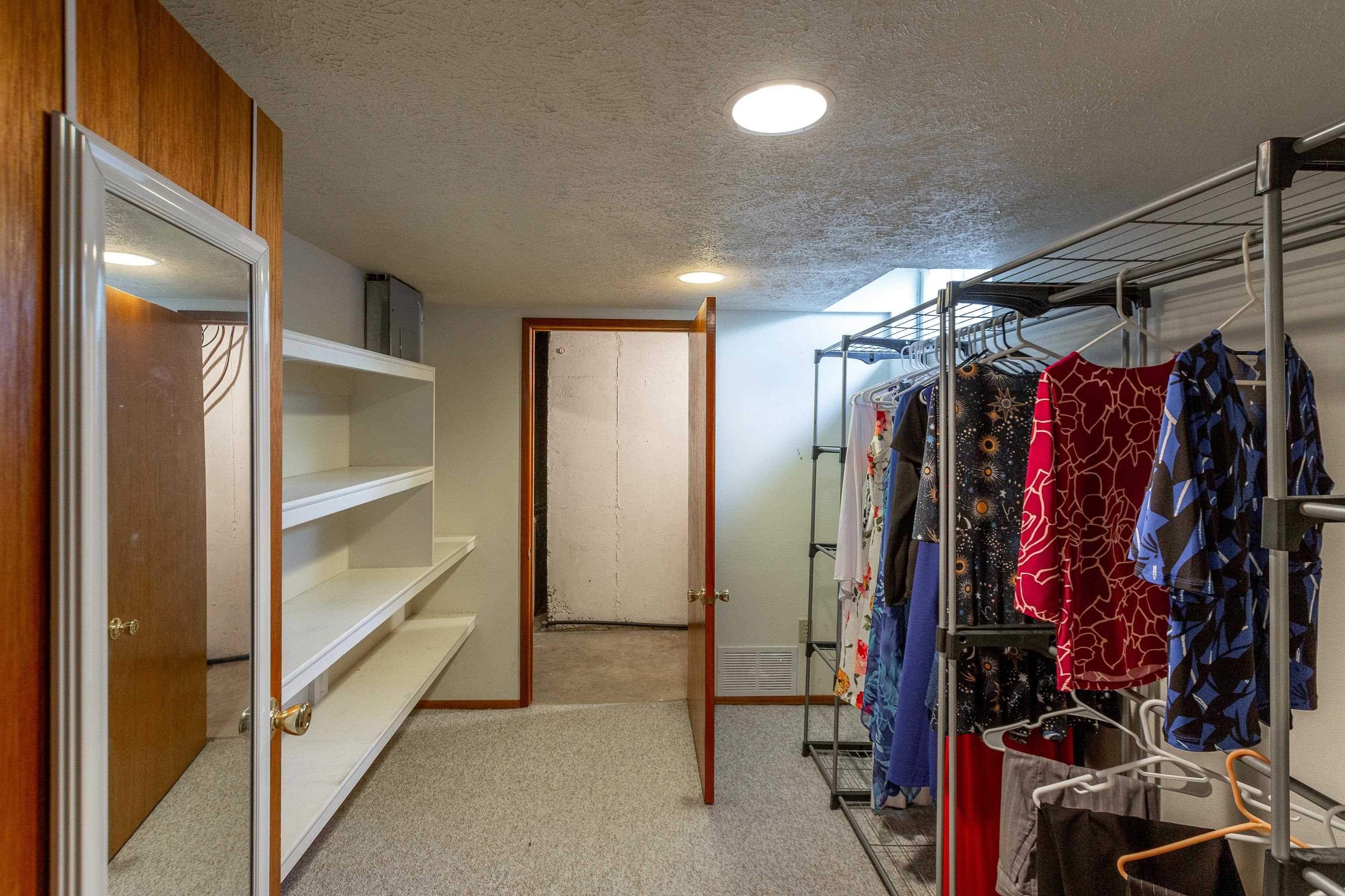 215 North Progress Road Spokane Valley, WA 99037 - Photo 15 of 24