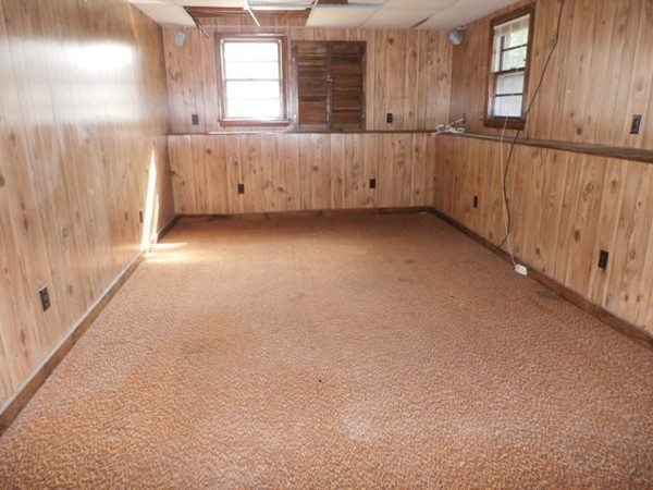 12 Lantern Road Holbrook, MA 02343 - Photo 9 of 11 Gallery Image 9