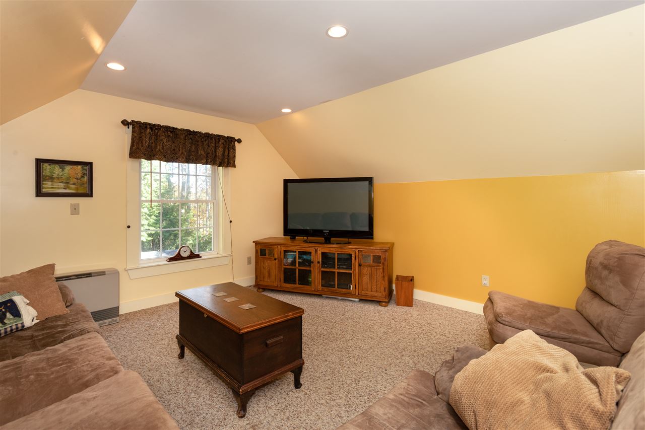 23 Orchards Road Wolfeboro, NH 03894 - Photo 14 of 40
