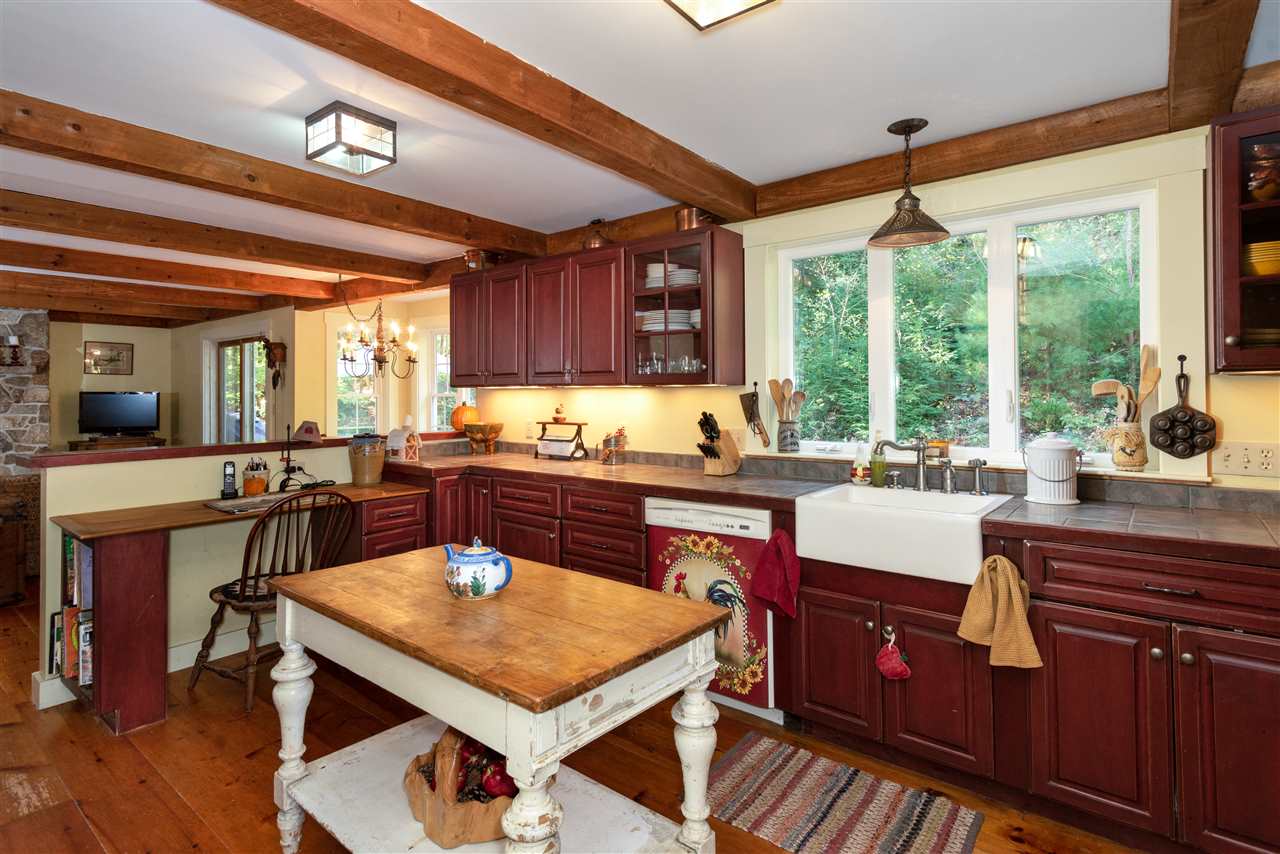 23 Orchards Road Wolfeboro, NH 03894 - Photo 3 of 40