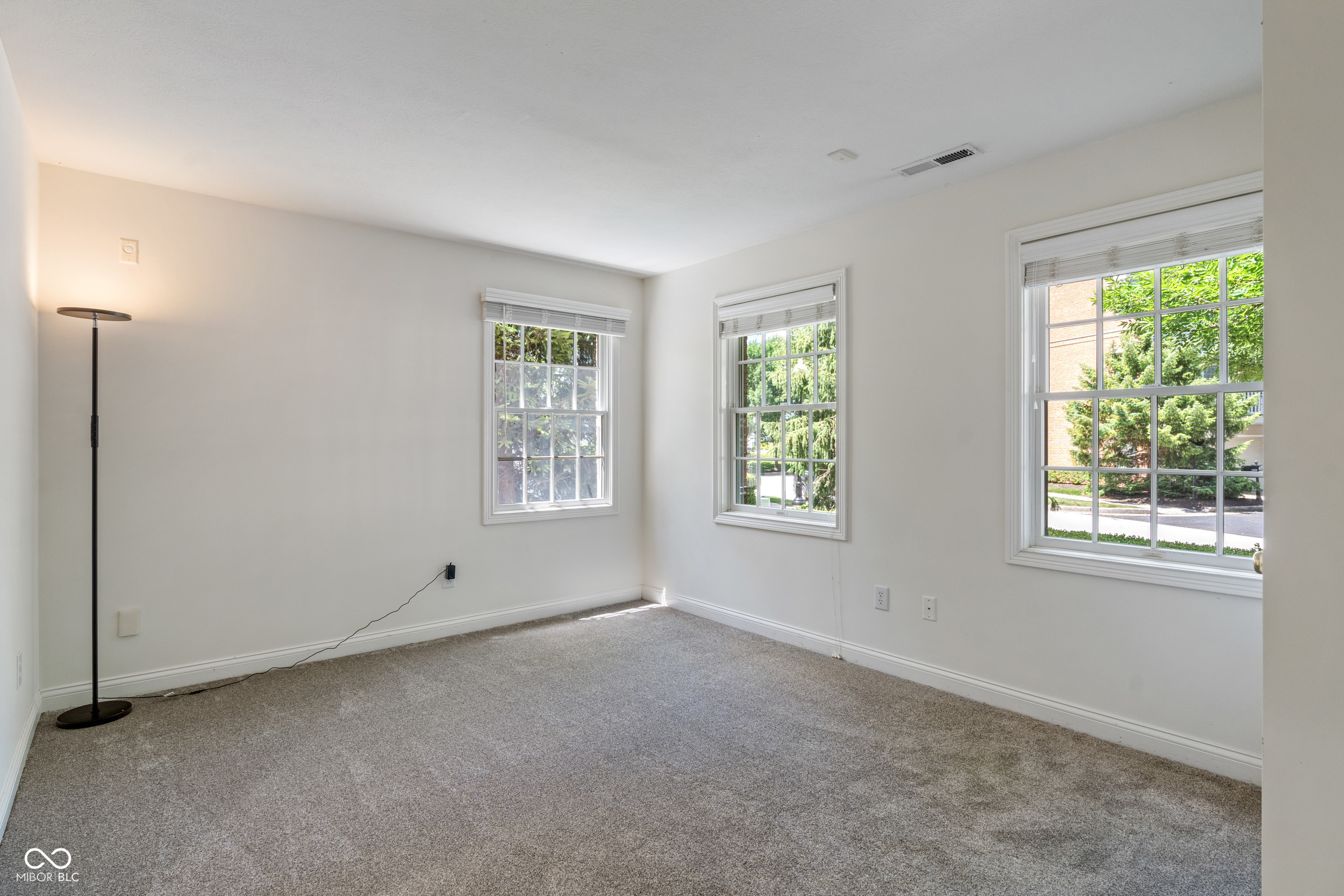 12735 Edgemont Way Carmel, IN 46032 - Photo 7 of 50