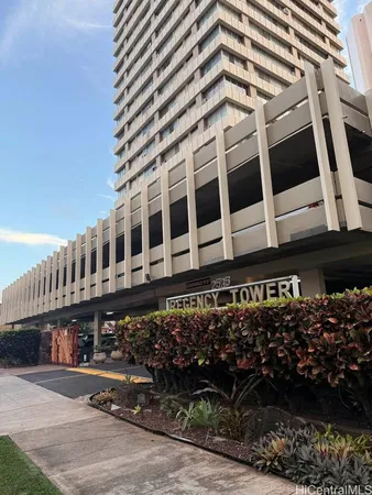 $2,300 | 2525 Date Street, Unit 3305, Honolulu, HI 96826