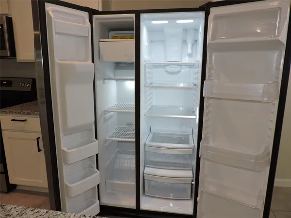 $2,195 | 836 Persimmon Place, Fort Pierce, FL 34981