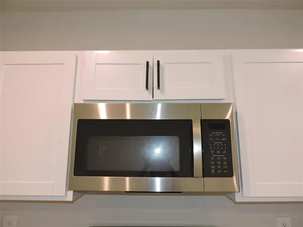 $2,195 | 836 Persimmon Place, Fort Pierce, FL 34981