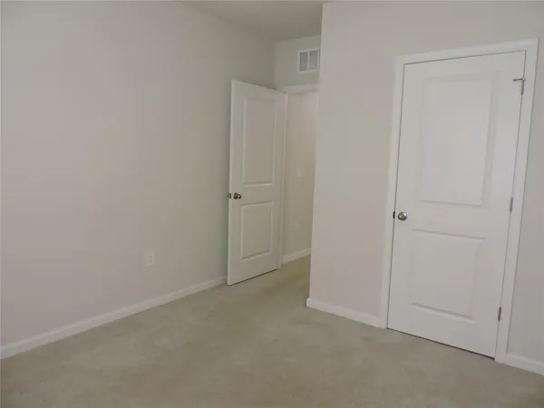 $2,195 | 836 Persimmon Place, Fort Pierce, FL 34981