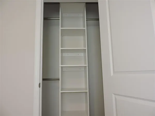 $2,195 | 836 Persimmon Place, Fort Pierce, FL 34981