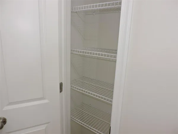 $2,195 | 836 Persimmon Place, Fort Pierce, FL 34981