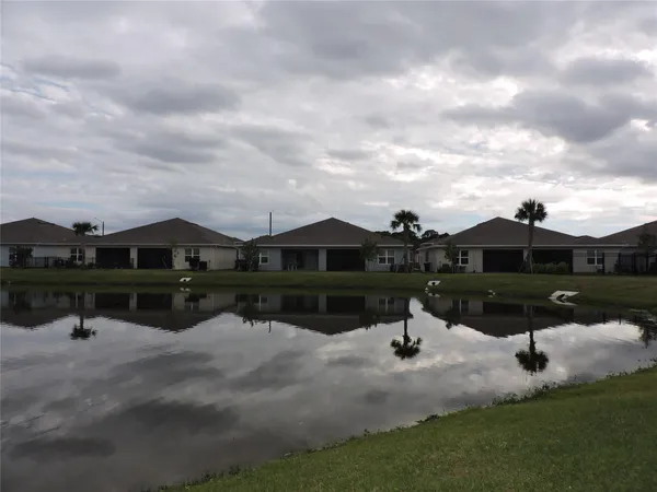 $2,195 | 836 Persimmon Place, Fort Pierce, FL 34981