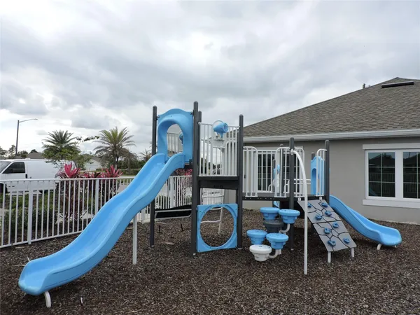 $2,195 | 836 Persimmon Place, Fort Pierce, FL 34981