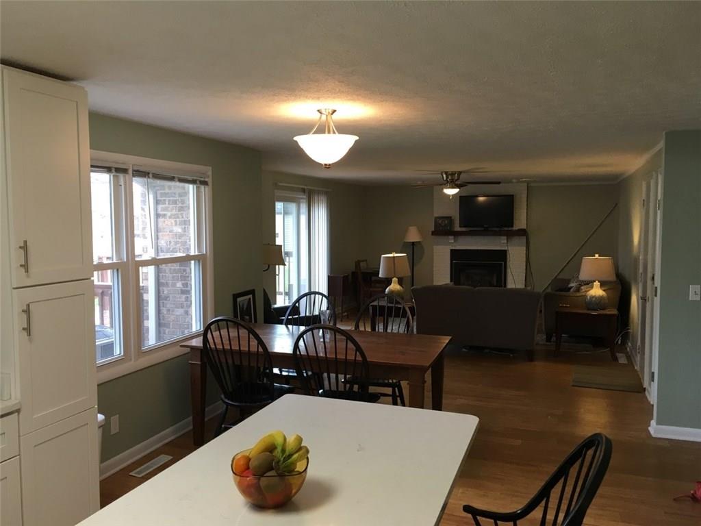 620 Riverside Circle Columbus, IN 47203 - Photo 5 of 6 Gallery Image 5