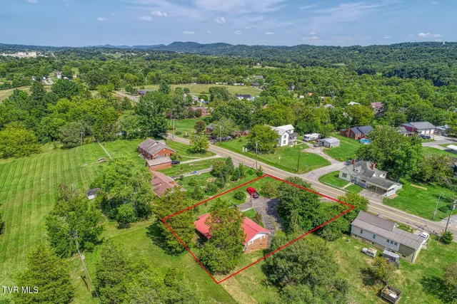 $229,000 | 123 North Main Street, Bulls Gap, TN 37711