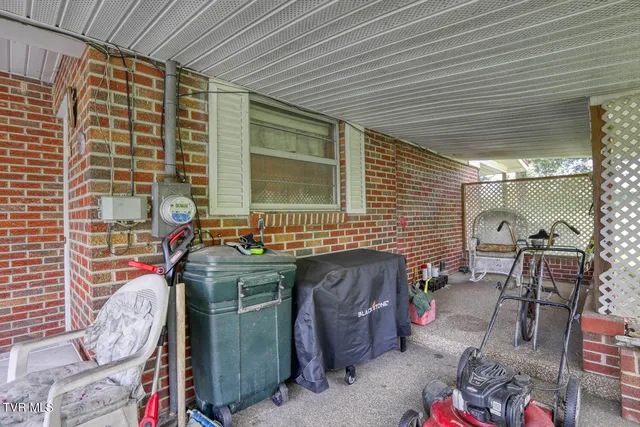 $229,000 | 123 North Main Street, Bulls Gap, TN 37711