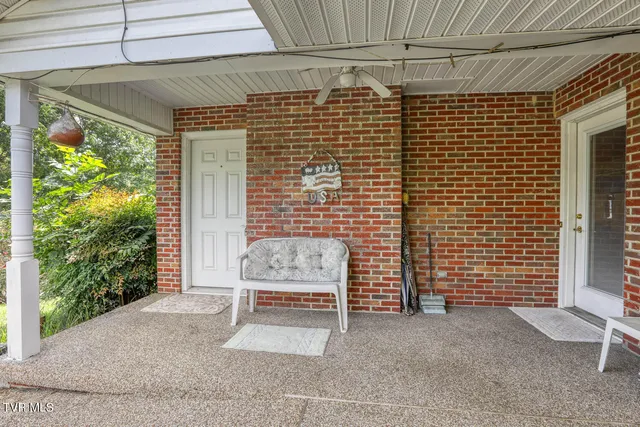 $229,000 | 123 North Main Street, Bulls Gap, TN 37711