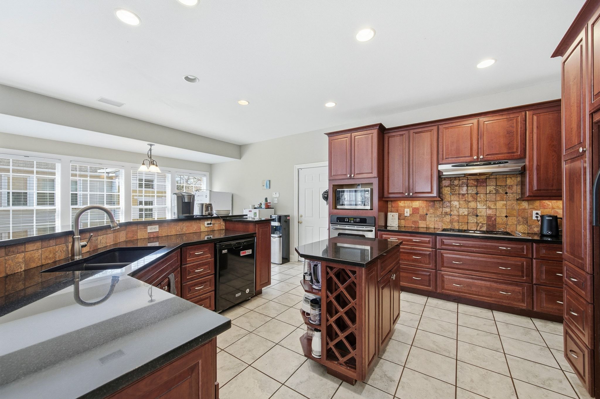 2413 Enfield Road Austin, TX 78703 - Photo 7 of 38