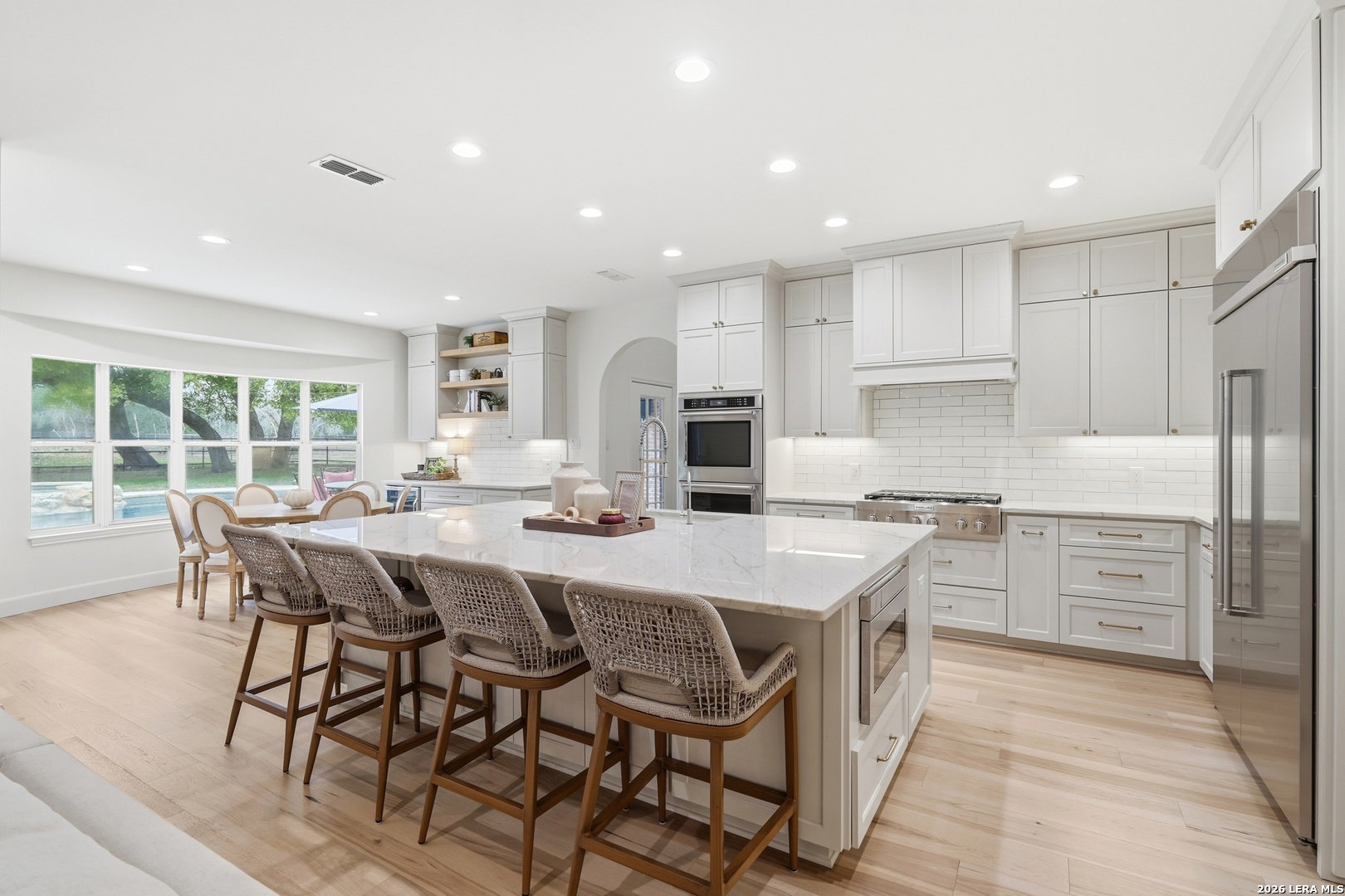 7380 Rolling Acres Trail Fair Oaks Ranch, TX 78015 - Photo 21 of 49