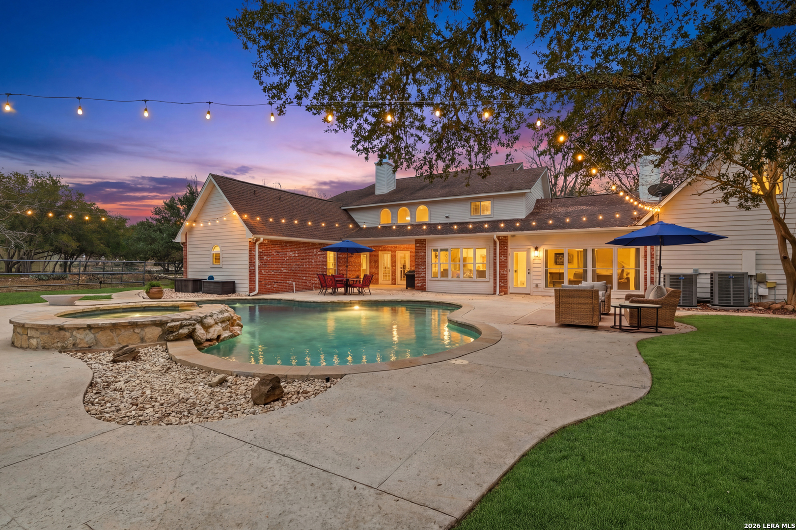 7380 Rolling Acres Trail Fair Oaks Ranch, TX 78015 - Photo 35 of 47