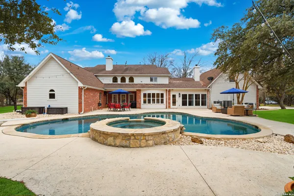 $1,879,000 | 7380 Rolling Acres Trail, Fair Oaks Ranch, TX 78015