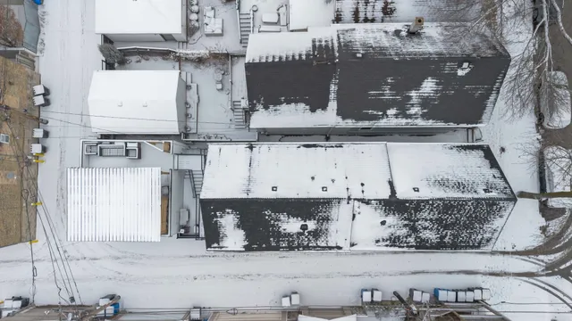 $3,150 | 2046 West Moffat Street, Unit 1, Chicago, IL 60647