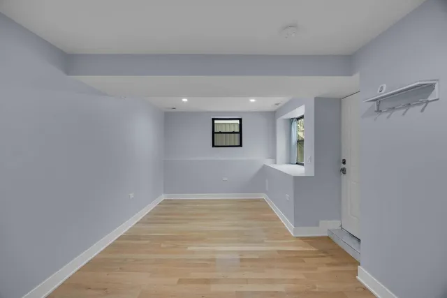 $3,150 | 2046 West Moffat Street, Unit 1, Chicago, IL 60647