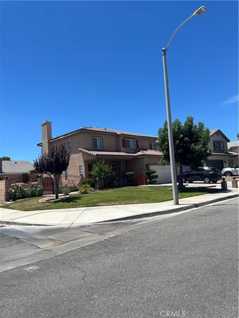 $2,800 | 13991 Silver Creek Way, Victorville, CA 92392