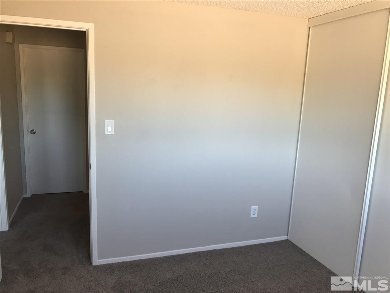 2404 Newcastle Way Reno, NV 89512 - Photo 13 of 17 Photo 13