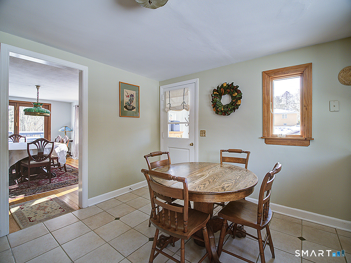 1253 Dunbar Hill Road Hamden, CT 06514 - Photo 15 of 40