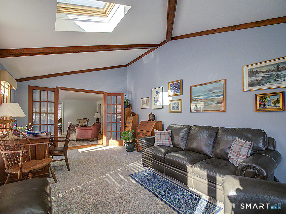 1253 Dunbar Hill Road Hamden, CT 06514 - Photo 18 of 40