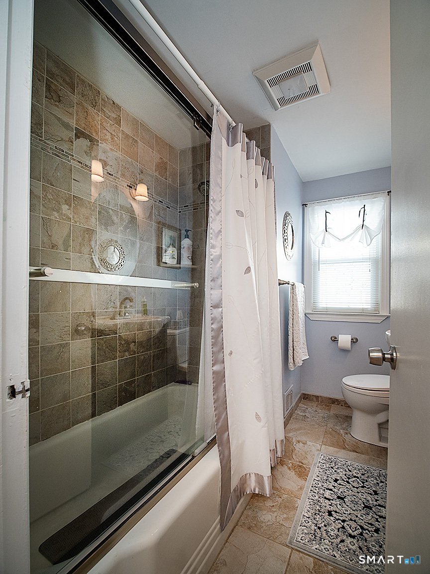 1253 Dunbar Hill Road Hamden, CT 06514 - Photo 24 of 40