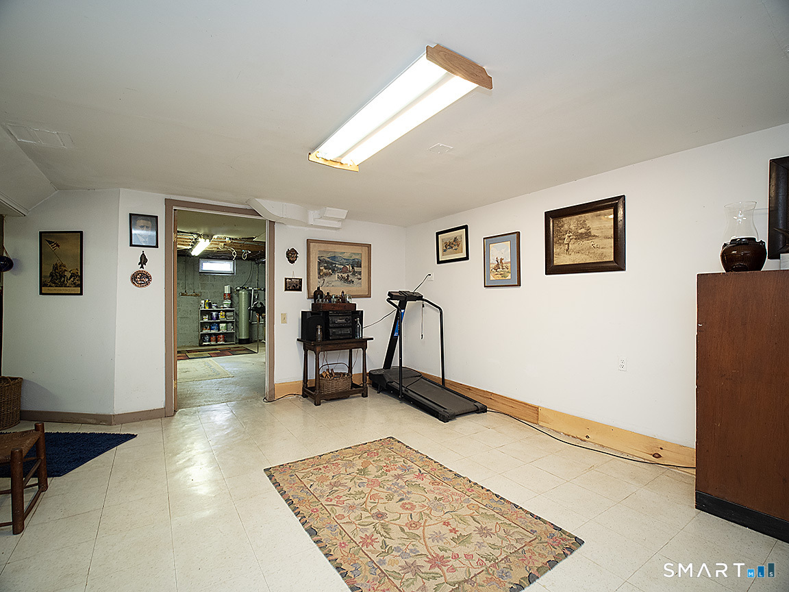 1253 Dunbar Hill Road Hamden, CT 06514 - Photo 29 of 40 Finished basement