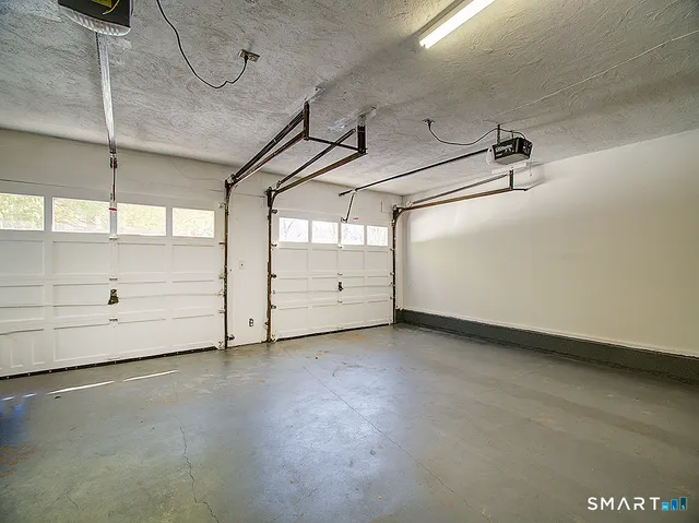 $379,900 | 1253 Dunbar Hill Road, Hamden, CT 06514