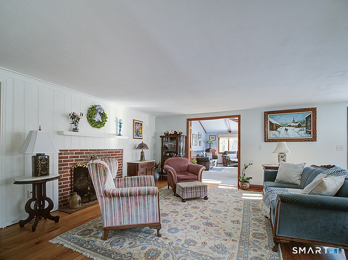 1253 Dunbar Hill Road Hamden, CT 06514 - Photo 6 of 40