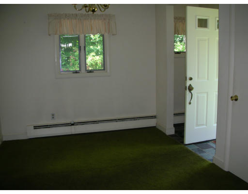 281 North Road Sudbury, MA 01776 - Photo 7 of 12 an empty room with windows