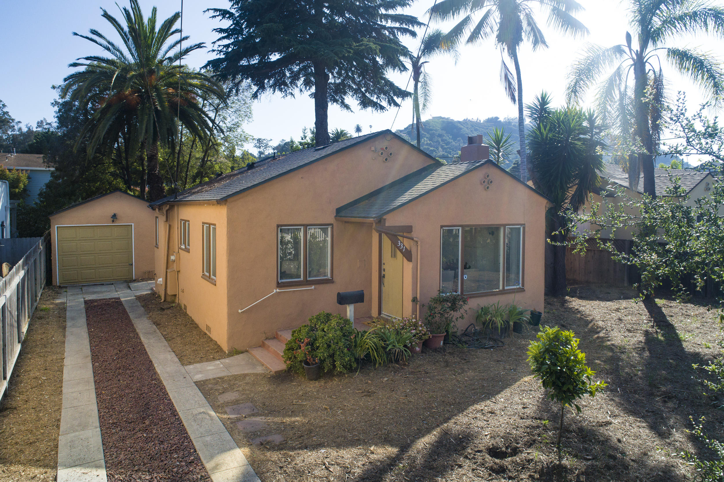 331 Rancheria Street Santa Barbara, CA 93101 - Photo 15 of 16 Front