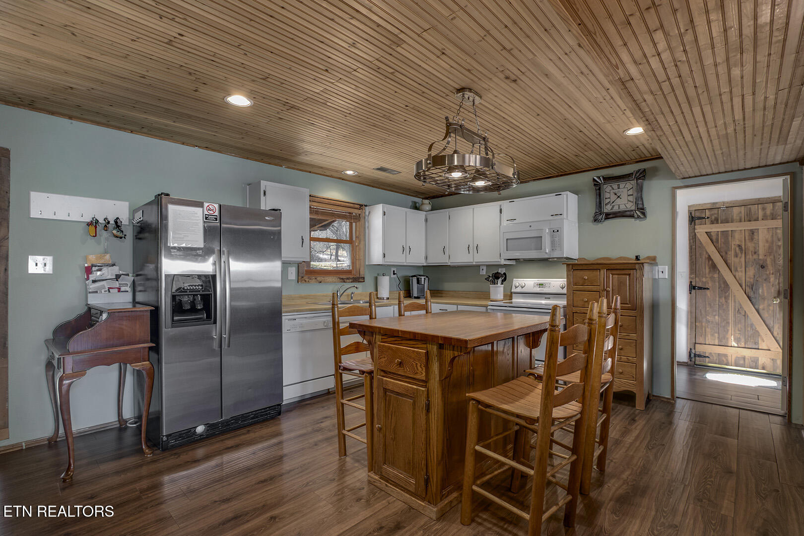 4368 River Road Ten Mile, TN 37880 - Photo 12 of 54 12_RiverRoad_4368_Kitchen02