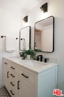 $1,850,000 | Undisclosed Address, Santa Monica, CA 90403