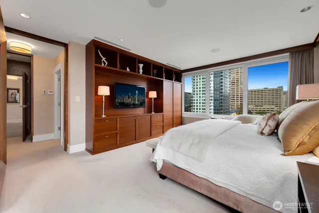 $1,299,000 | 1300 University Street, Unit 11A, Seattle, WA 98101