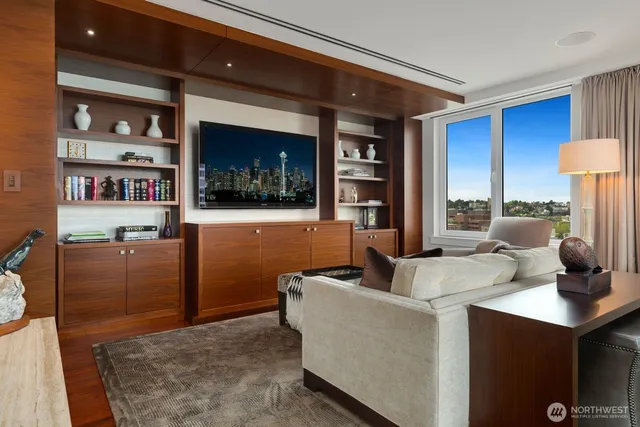 $1,299,000 | 1300 University Street, Unit 11A, Seattle, WA 98101