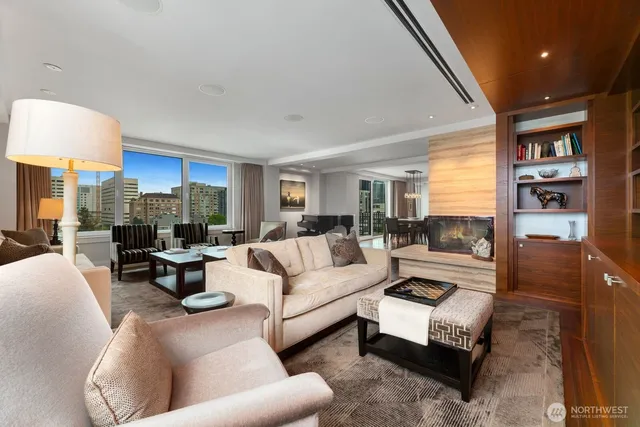 $1,299,000 | 1300 University Street, Unit 11A, Seattle, WA 98101