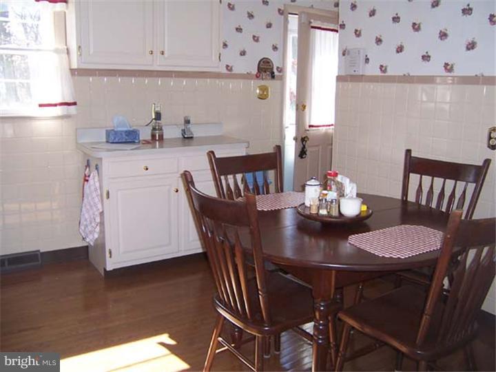 2065 Bustard Road Lansdale, PA 19446 - Photo 5 of 16 Gallery Image 5
