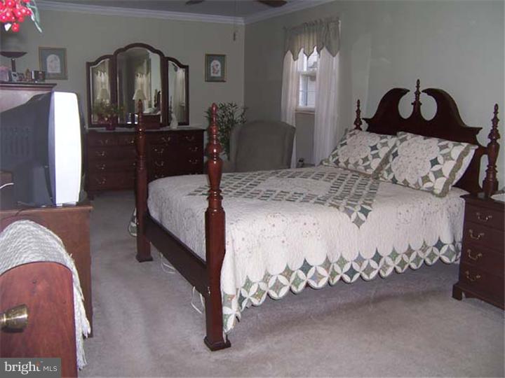 2065 Bustard Road Lansdale, PA 19446 - Photo 9 of 16 Gallery Image 9