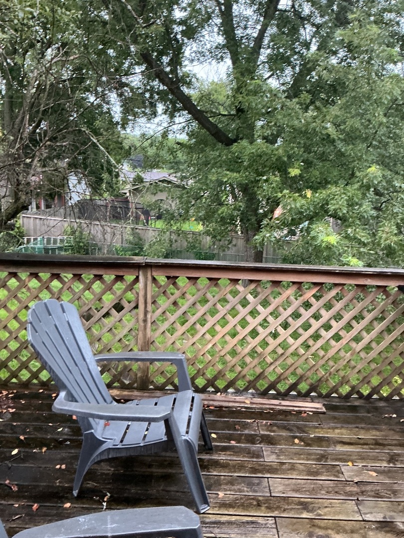 21W205 Coronet Road Lombard, IL 60148 - Photo 8 of 20 Gallery Image 8