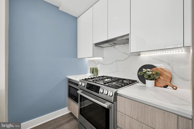 $960,000 | 1745 N Street Northwest, Unit 314, Washington, DC 20036