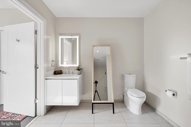 $960,000 | 1745 N Street Northwest, Unit 314, Washington, DC 20036