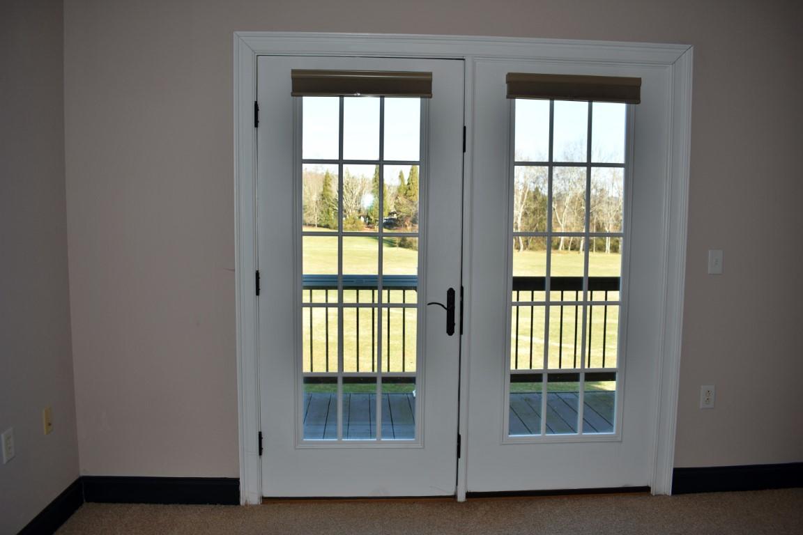 1235 New Lake Road, Unit #8 Spring City, TN 37381 - Photo 16 of 39 Downstairs Bedroom 2 (Medium)